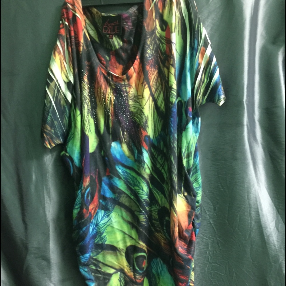A bold multi color French Blue casual top.